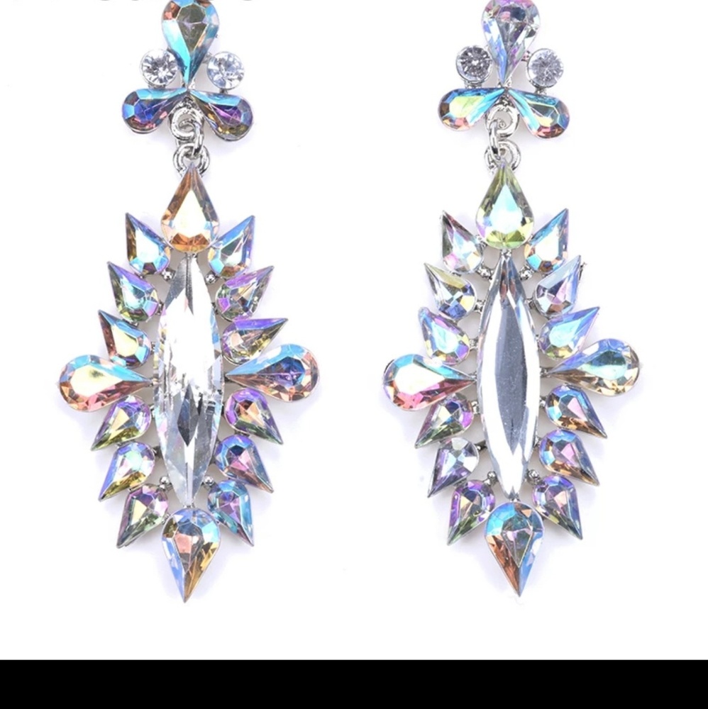 NEW dangle statement earrings